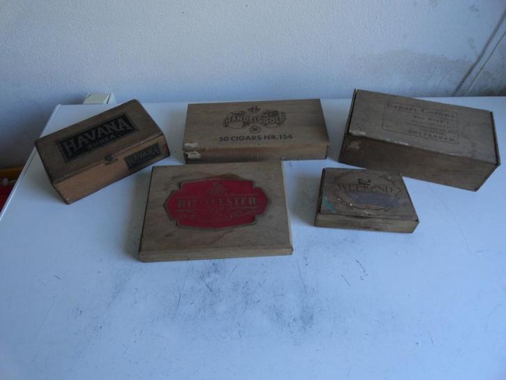 Sigarendoosje, vijf stuks, ouderwets hout, Antiek en Kunst, Curiosa en Brocante, Verzenden