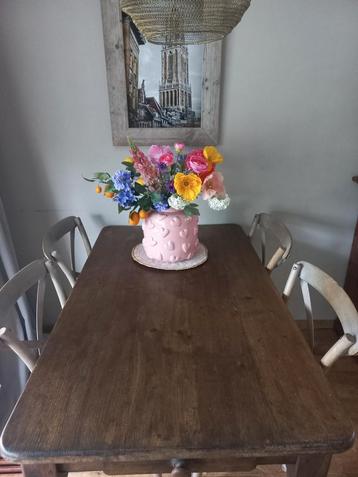 Brocante Landelijke Eettafel br 82 lengte 140 hoogte76 beschikbaar voor biedingen