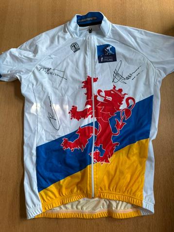Limburg Cycling shirt met handtekeningen beschikbaar voor biedingen