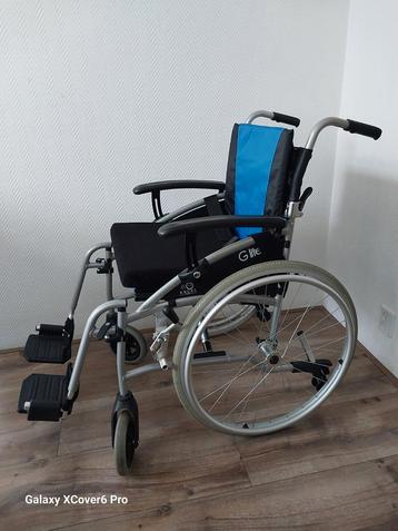 Rolstoel opvouwbaar zo goed als nieuw.  beschikbaar voor biedingen