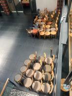 Ruim 100 stoelen. Geschikt voor: werk,woning,school,kantine, Ophalen, Zo goed als nieuw, Vijf, Zes of meer stoelen