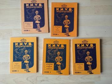 K.N.V.B. jeugdsportserie. Delen 1 tot en met 5 beschikbaar voor biedingen