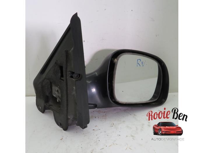 Buitenspiegel rechts van een Chrysler Grand Voyager, Auto-onderdelen, Spiegels, Gebruikt, -, -, Ophalen of Verzenden