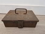 WW2 TOOL BOX No 485502 FOR GENERATOR CH1-395-5 SPARES, Ophalen of Verzenden, Landmacht