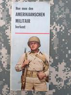 Folder over Amerikaanse uniformen, Ophalen of Verzenden, Landmacht, Amerika, Boek of Tijdschrift