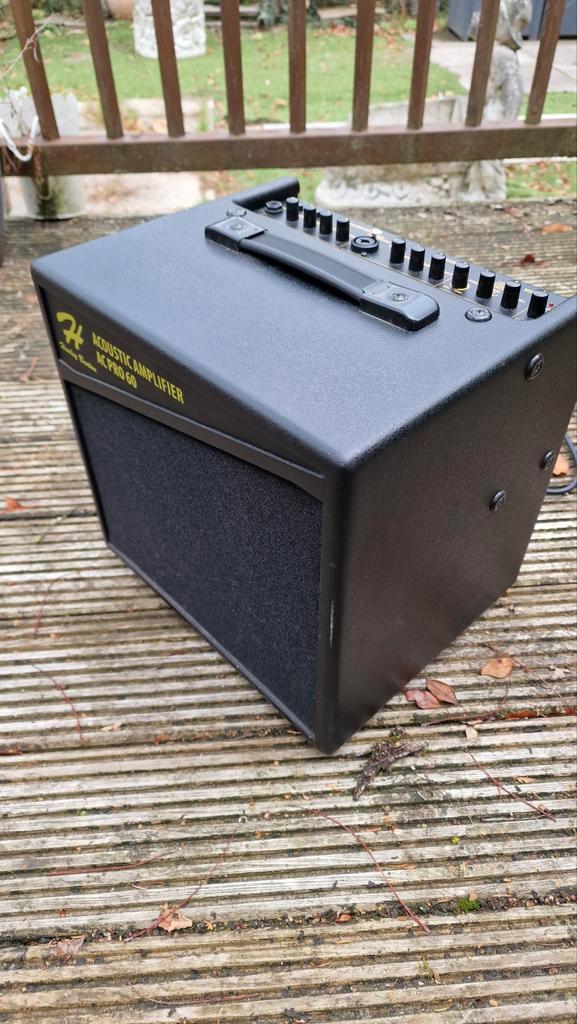 Harley Benton AC Pro 60 Akoestische Versterker, Muziek en Instrumenten, Versterkers | Bas en Gitaar, Gebruikt, Gitaar, 50 tot 100 watt