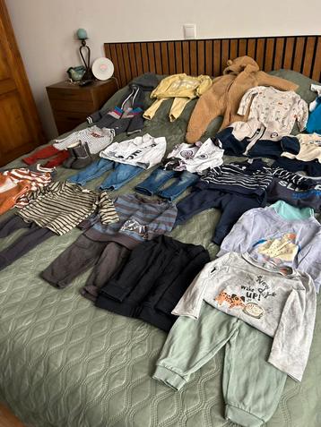 Pakket babykleding jongens winter/herfst maat 74. beschikbaar voor biedingen