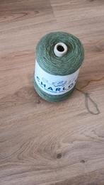 2 klossen brei of haakgaren, Hobby en Vrije tijd, Breien en Haken, Ophalen of Verzenden, Breien of Haken, Wol of Garen