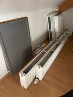 Radiatoren met thermostaat - 4 stuks, Ophalen, 30 tot 80 cm, Gebruikt, Radiator