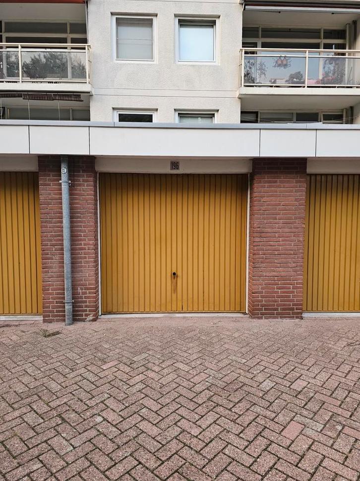 TE HUUR GARAGE BOX   306  Amsterdam Noord, Auto diversen, Autostallingen en Garages