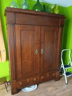 Antieke houten kast, Antiek en Kunst, Antiek | Meubels | Kasten, Ophalen of Verzenden