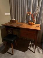 Antiek vintage bureau buro hout, Ophalen, Zo goed als nieuw