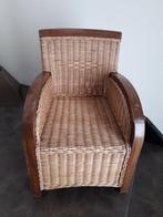 VINTAGE HOUTEN KINDERFAUTEUIL met RIET I.Z.G.ST voor 20 E, Antiek en Kunst, Antiek | Meubels | Stoelen en Banken, Ophalen