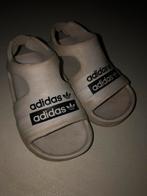 Adidas zomer sandalen slippers, Kinderen en Baby's, Babykleding | Schoentjes en Sokjes, Gebruikt, Jongetje of Meisje, Verzenden