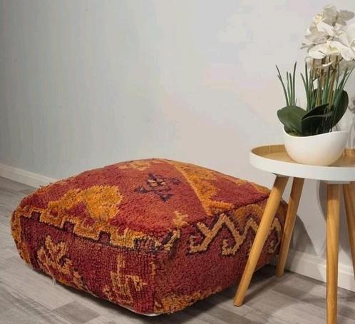 Marokkaanse vintage poef, Huis en Inrichting, Banken | Voetenbanken en Poefen, Zo goed als nieuw, 50 tot 75 cm, 50 tot 75 cm, Vierkant