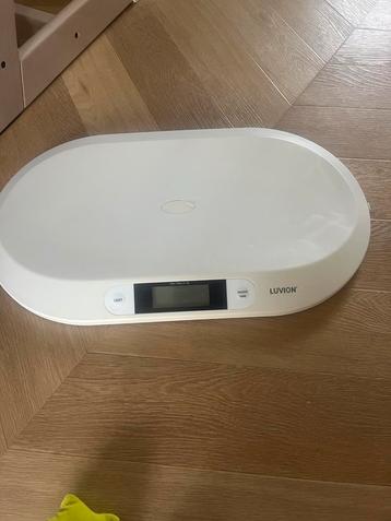 Luvion baby weegschaal beschikbaar voor biedingen