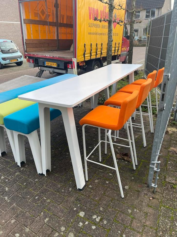 Mooie designmeubilair van Steelcase, made in France, Huis en Inrichting, Complete inboedels, Ophalen