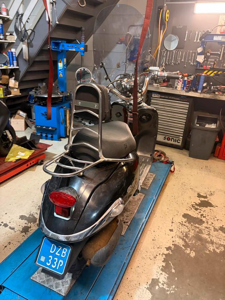 BTC Legend 2020, Fietsen en Brommers, Brommeronderdelen | Scooters, Gebruikt, Overige merken, Overige typen, Ophalen