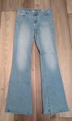 Spijkerbroek Garcia flare, maat 31, Zo goed als nieuw, W30 - W32 (confectie 38/40), Garcia, Verzenden