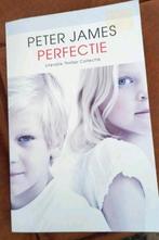 Peter James - Perfectie, Ophalen of Verzenden, Zo goed als nieuw, Nederland