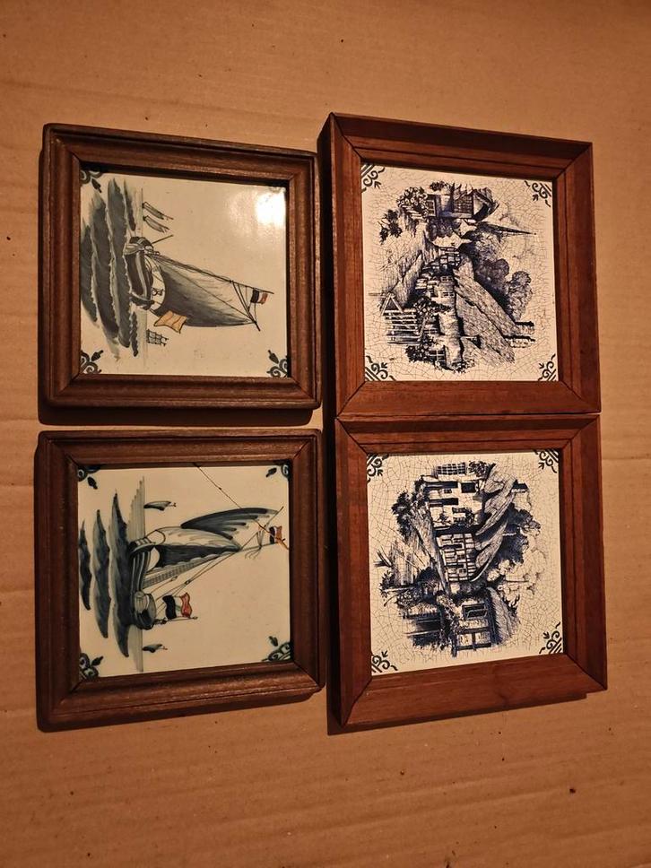 Tegels, dorpsgezichten en schepen. 1x vermeld Tichelaars, Antiek en Kunst, Antiek | Wandborden en Tegels, Ophalen of Verzenden