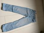 Levis broek, Kleding | Dames, Broeken en Pantalons, Ophalen of Verzenden, Zo goed als nieuw