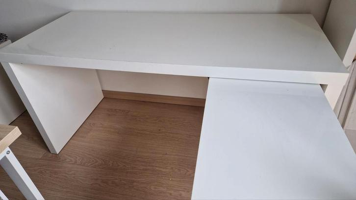 Malm hoekbureau Ikea, Huis en Inrichting, Bureaus, Gebruikt, Ophalen