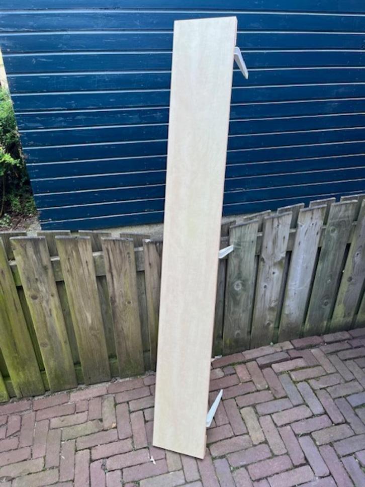 Lange grenen MDF schap (187 cm)., Huis en Inrichting, Woonaccessoires | Wandplanken en Boekenplanken, Gebruikt, Ophalen