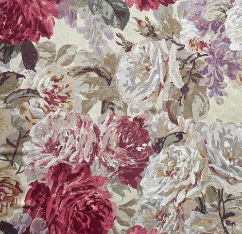 ‘ROSE ABSOLUTE’ by ‘ZOFFANY’, Hobby en Vrije tijd, Stoffen en Lappen, Gebruikt, Linnen, 120 cm of meer, 30 tot 200 cm, Overige kleuren