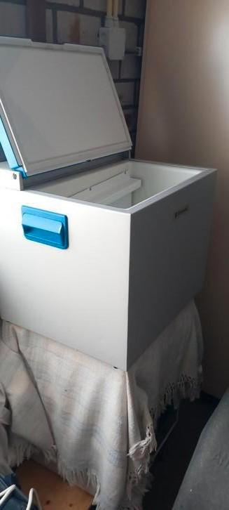 Grote Dometic koelbox als nieuw 33 liter  beschikbaar voor biedingen