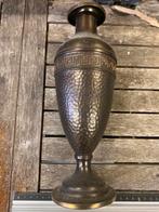 Antieke metalen vaas met Grieks patroon, Antiek en Kunst, Ophalen of Verzenden