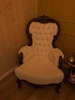 Gecapitonneerde fauteuil, Ophalen
