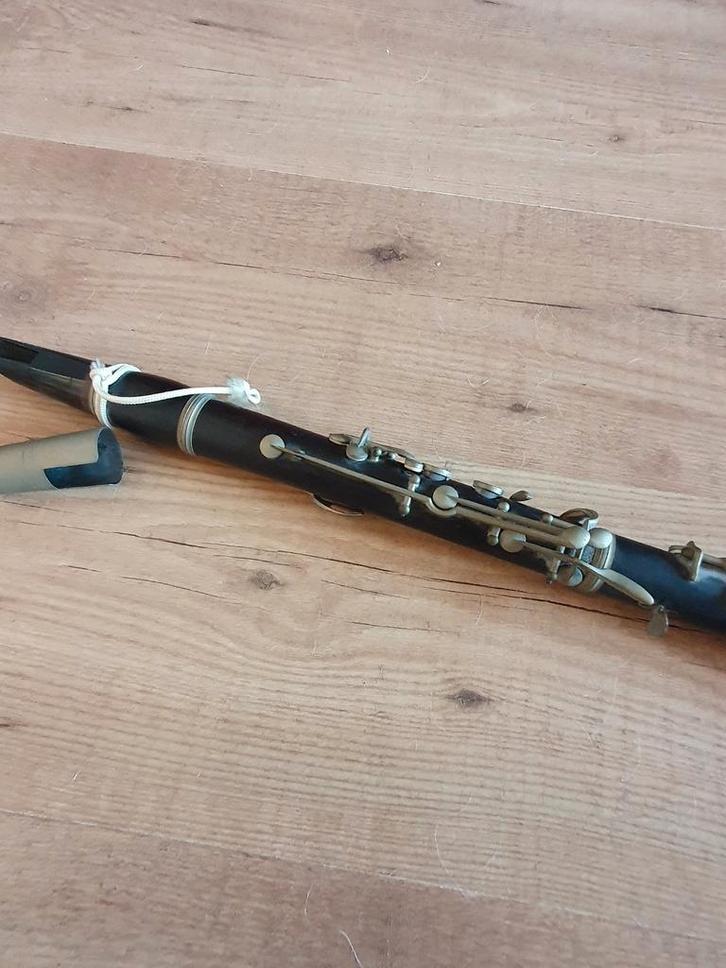 oudere klarinet klingson hammerschmidt, Muziek en Instrumenten, Blaasinstrumenten | Klarinetten, Hout, Ophalen