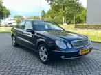 Mercedes-Benz E-klasse 240 Elegance 177 PK* N.A.P.!, Auto's, Mercedes-Benz, Automaat, Achterwielaandrijving, Gebruikt, Beige