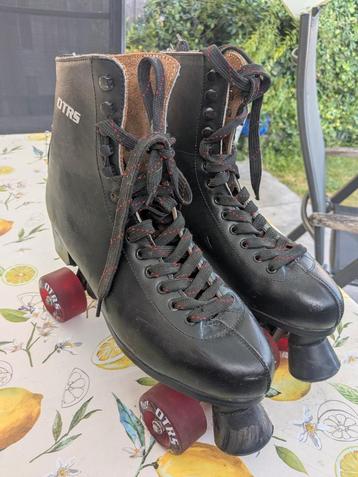 Rolschaatsen mt 42 OTRS beschikbaar voor biedingen