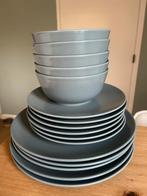 IKEA Servies Lichtgrijs - Borden en Kommen, Huis en Inrichting, Keuken | Servies, Ophalen, Gebruikt, Effen, Aardewerk