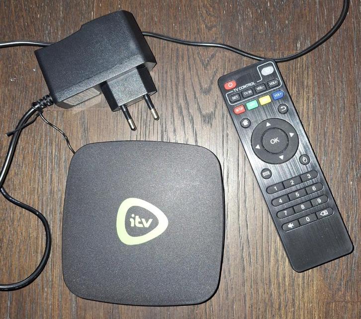 iTV tvbox met Androidtv; 4K beeld en 2GB+16GB + veel kanalen, Audio, Tv en Foto, Mediaspelers, Zo goed als nieuw, HDMI, USB 2.0