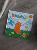 Dikkie Dik - Wat doe je nou?, Ophalen of Verzenden, Gelezen, Jet Boeke, 1 tot 2 jaar