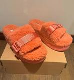 UGG • UGGS - FLUFFITA - Oud Roze Platform Slippers - 41, Ophalen of Verzenden, Nieuw, Slippers