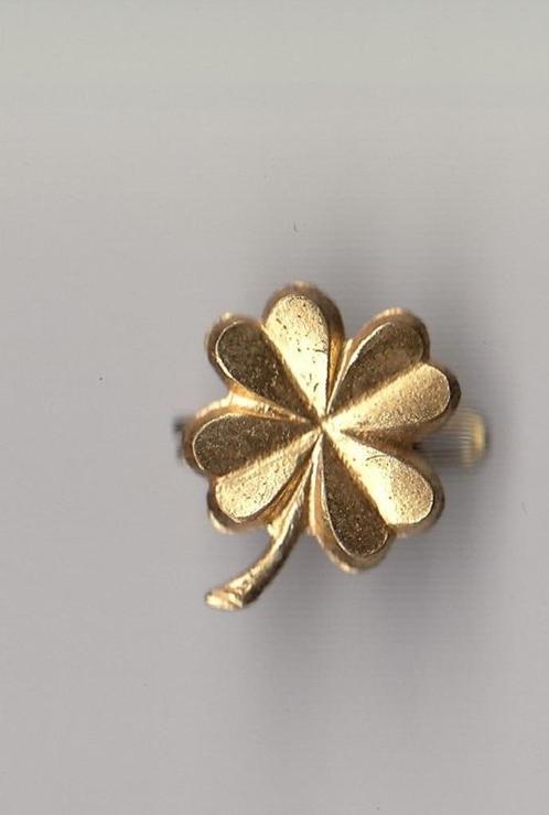 Klavertje Vier broche Scouting misschien, Verzamelen, Speldjes, Pins en Buttons, Gebruikt, Speldje of Pin, Overige onderwerpen
