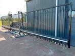 Heras schuifpoort volledig elektrisch type Delta., Ophalen, Zo goed als nieuw, IJzer