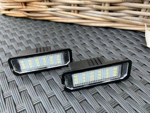 Nieuwe kenteken LED units met 18 leds voor vele type VW’s., Auto diversen, Tuning en Styling, Ophalen of Verzenden