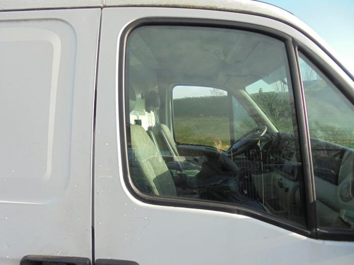 Portierruit 2Deurs rechts van een Renault Master, Auto-onderdelen, Ruiten en Toebehoren, Renault, Gebruikt, 3 maanden garantie