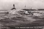 16918 IJmuiden Reddingboot Neeltje Jacoba verlaat de Pieren, Verzamelen, Ansichtkaarten | Nederland, Verzenden, 1960 tot 1980