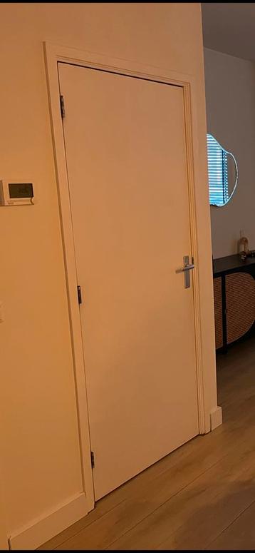 2 Binnendeuren 78x201.5cm + 1x 79,5x200cm beschikbaar voor biedingen