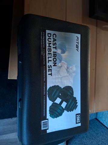 FITBY 20KG Halterset - Cast Iron Dumbbell Set beschikbaar voor biedingen