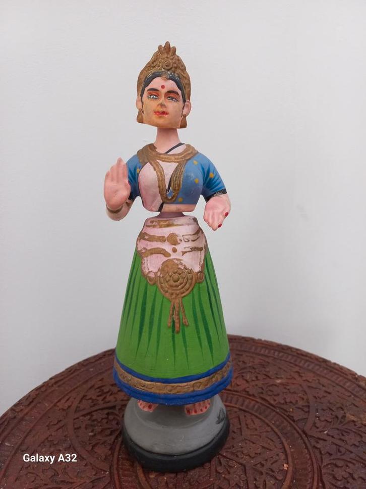 Indiase Kondapalli danspop, dansende pop uit Thanjavur India, Verzamelen, Poppen, Zo goed als nieuw, Pop, Ophalen of Verzenden