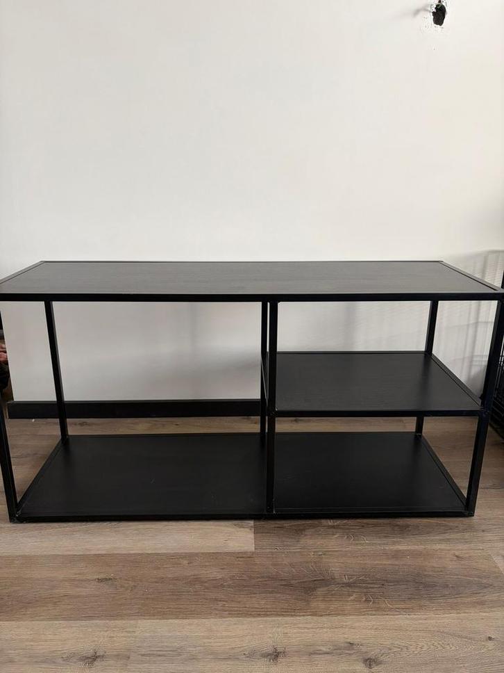 Zwart industrieel tv-meubel / dressoir / opbergkast – metaal, Huis en Inrichting, Tafels | Sidetables, Gebruikt, 25 tot 50 cm