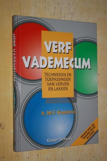 Verf vademecum techniek toepassingen verven lakken Kooistra beschikbaar voor biedingen