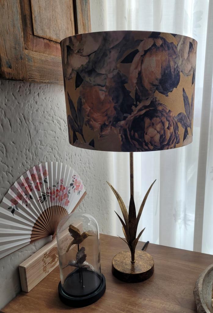 Tafellamp / Schemerlamp + lampenkap - Japandi - barok, Huis en Inrichting, Lampen | Tafellampen, Zo goed als nieuw, 50 tot 75 cm